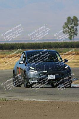 media/Sep-17-2023-Speed Ventures (Sun) [[7e780ba612]]/Purple/Session 1 (Grapevine)/